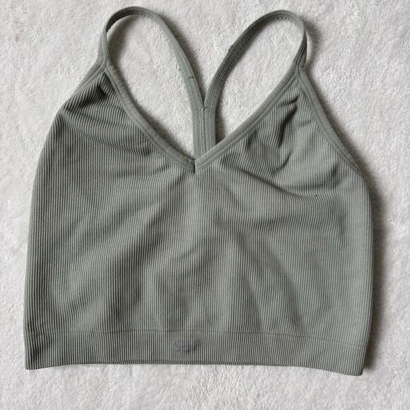 Set Active Set Womens Size Medium Sage Green Leggings Athletic Workout Set Gym - Picture 2 of 6